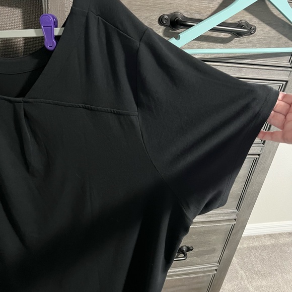 Anybody black short sleeve size 5K top - Picture 3 of 5